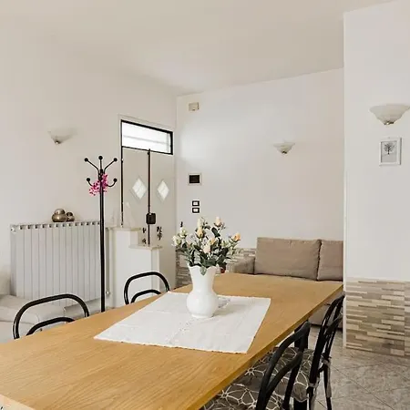 Apartment R-house - *