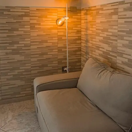 R-house - Apartment Collecorvino